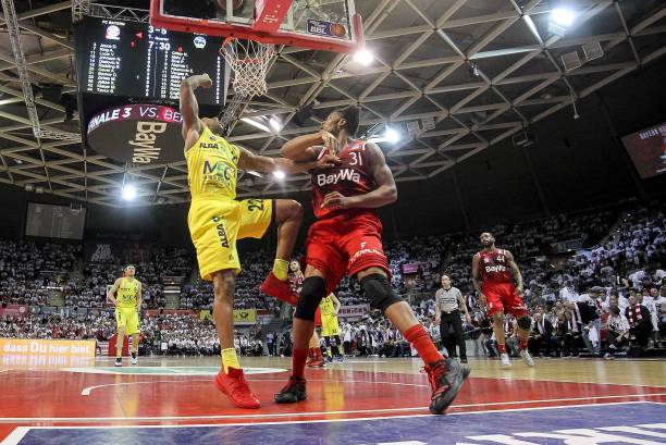 向伟大看齐 向伟大看齐