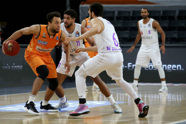 高青少年对 高青少年对