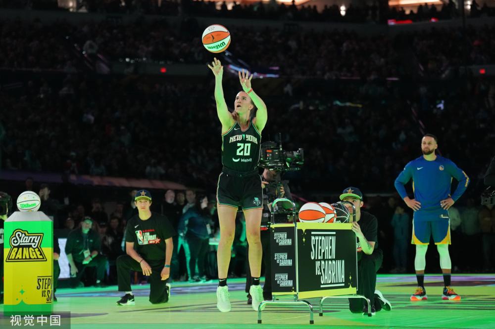 他始终展现 他始终展现