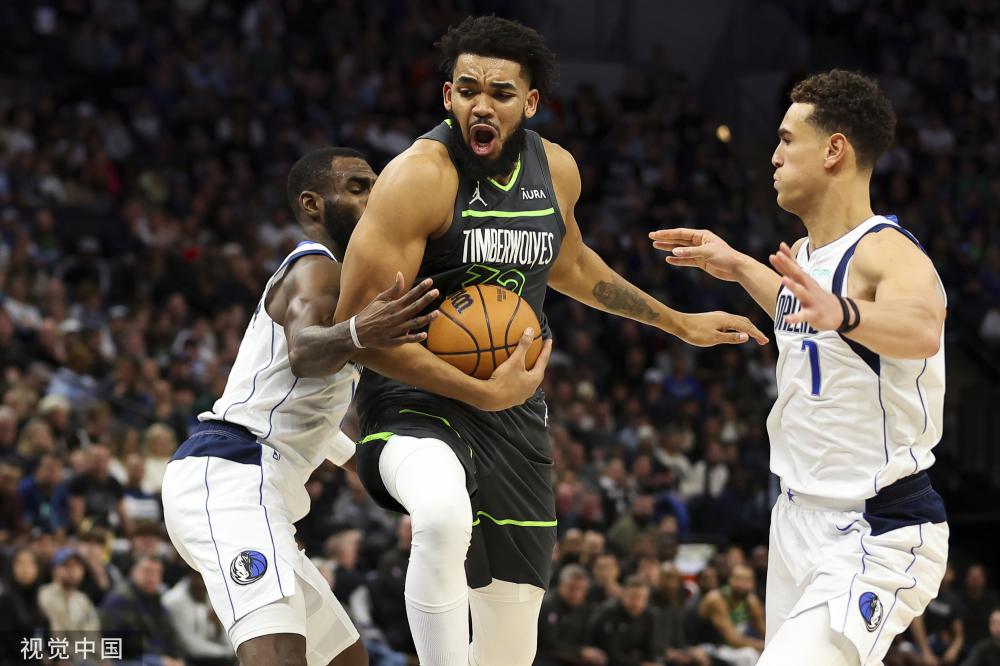 他们在场上 他们在场上