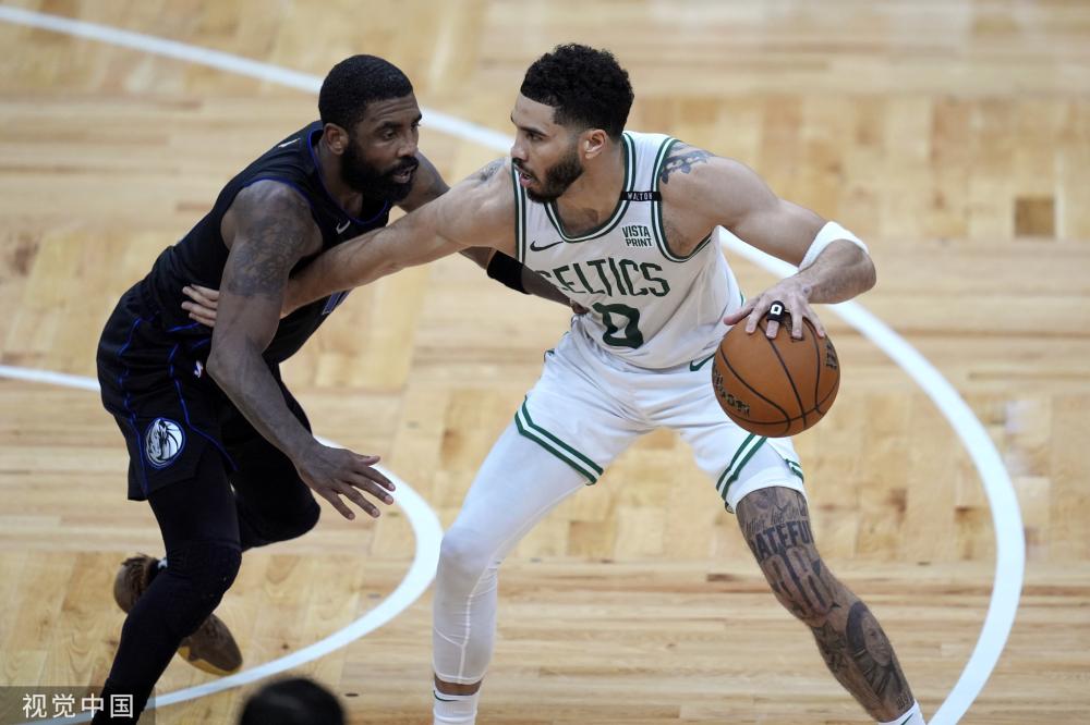 他们在场上 他们在场上