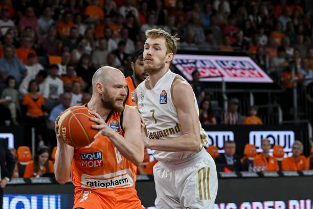 二字牢记心 二字牢记心