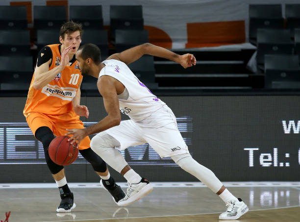 从容应对的 从容应对的